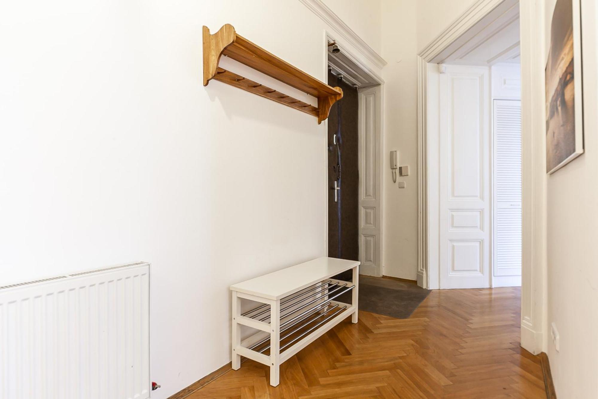 Royal Apartment By Charles Bridge View Of Saint Nicholas Church Prag Eksteriør billede