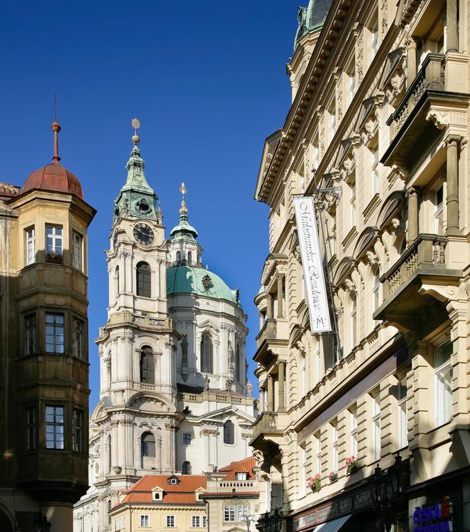 Royal Apartment By Charles Bridge View Of Saint Nicholas Church Prag Værelse billede